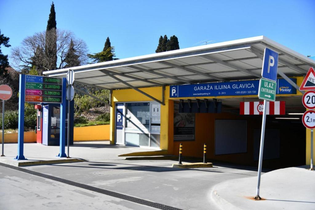 Banovac 2 * Ragusa